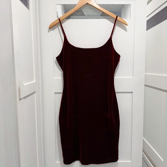 Vintage Y2K Red Velvet Glitter Mini Bodycon Vamp Dress. - Picture 5 of 7